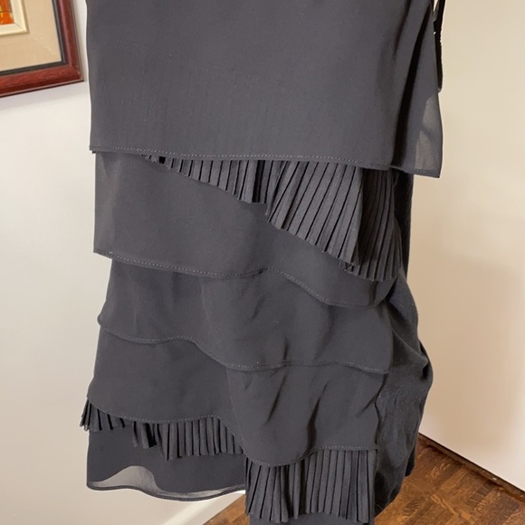 Express asymmetrical detailed tank top $14 - Picture 2 of 12